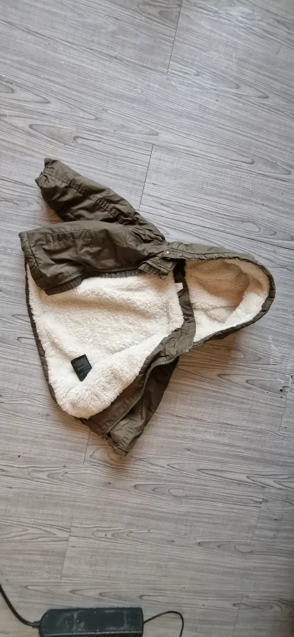 Chaqueta para bebé H&M 12 meses con capucha - 2