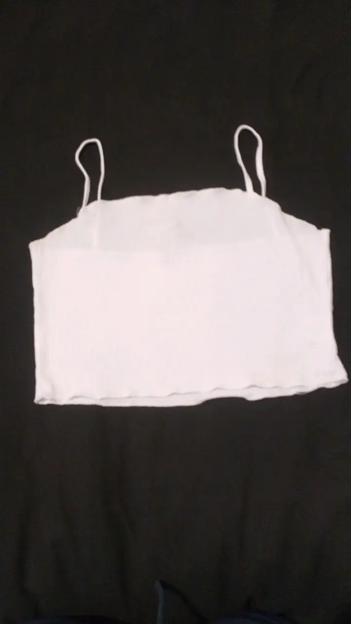 Top blanco de tirantes para mujer