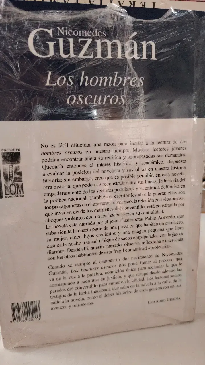 Libro 'Los hombres oscuros' de Nicomedes Guzmán - 2