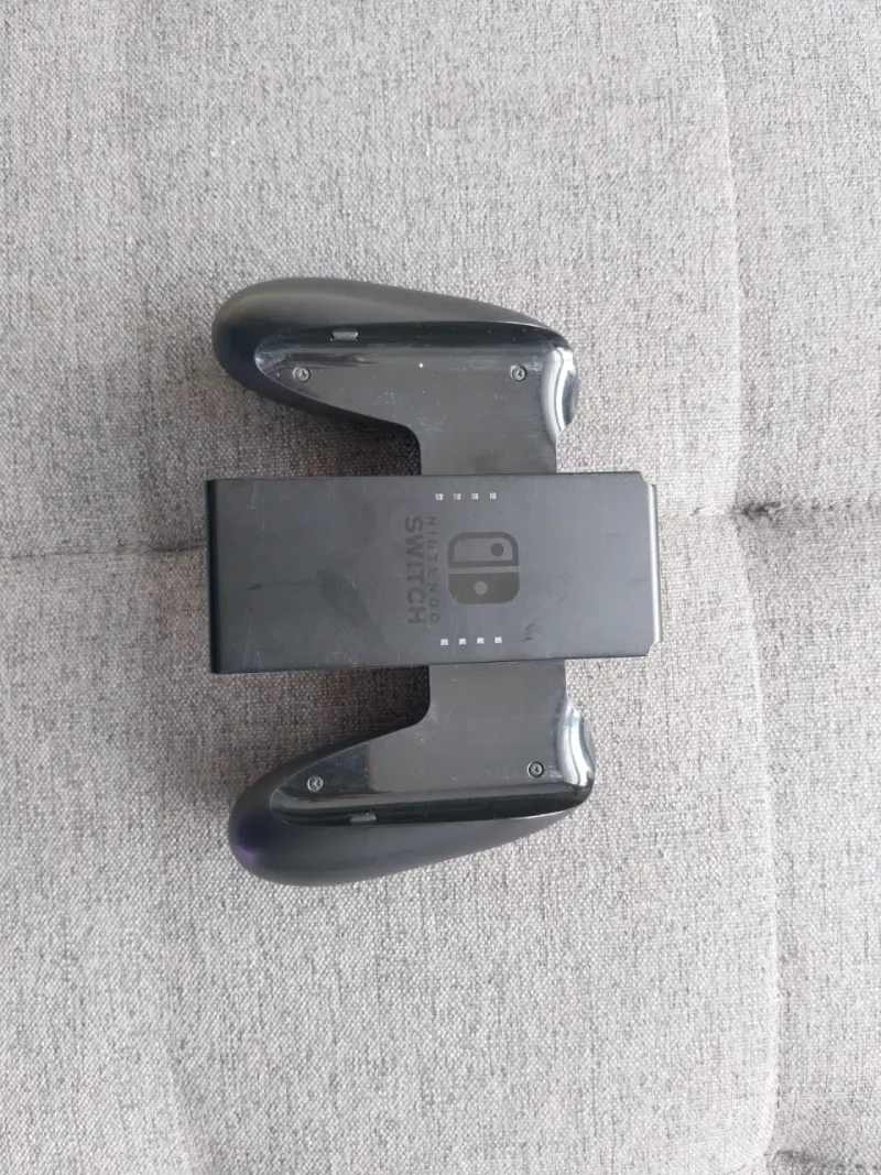 Accesorios Nintendo Switch originales - 2