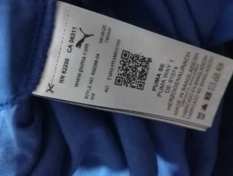 Polera BMW Motorsport azul con logo Puma - 4