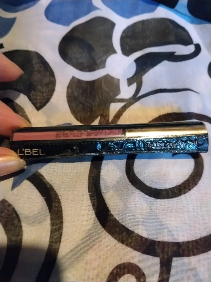 Labial L'Bel con ácido hialurónico color rosa - 3