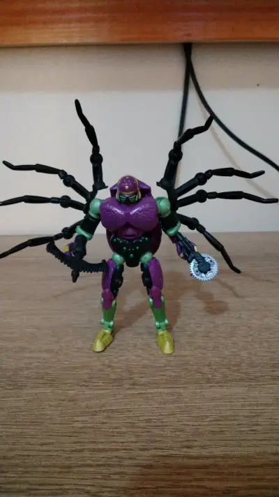 Figura tarantula Transformers legacy - miniatura 1