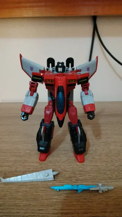Figura Starscream transformers legacy - miniatura 2