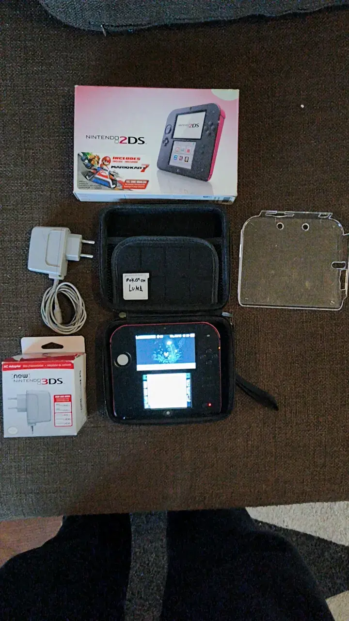 🎮 Nintendo 2DS desbloqueada con accesorios. - 1