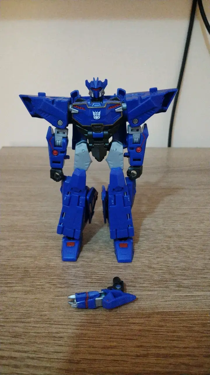 Figura transformers Soundwave - 2