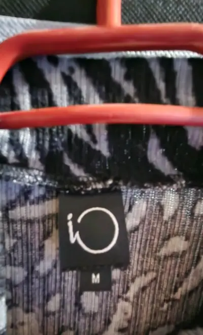 Polera de manga larga estampada animal print - miniatura 2