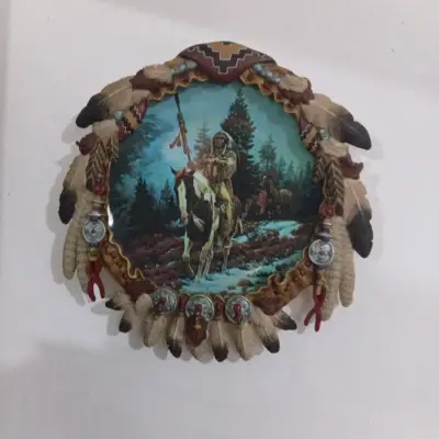 Plato decorativo Windrider con diseño indígena - miniatura 1