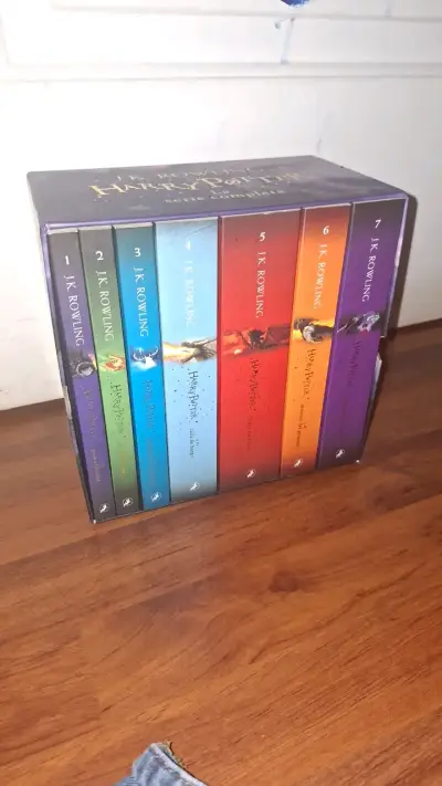 Colección de libros Harry Potter de J.K. R - miniatura 1