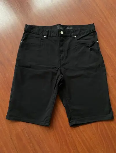 Short hombre H&M Slim Fit talla 33 - miniatura 1