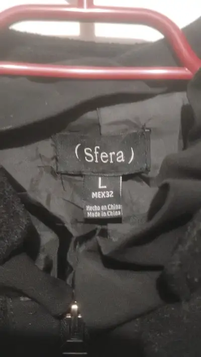 Chaqueta negra Sfera talla L - miniatura 2