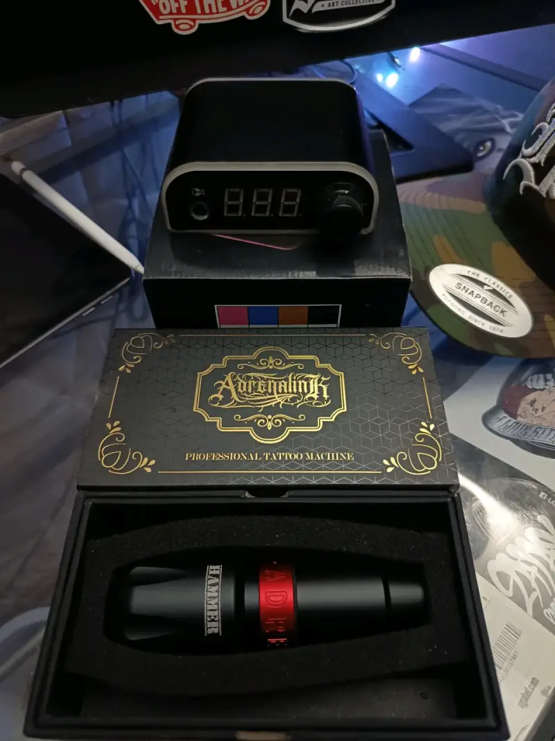 Maquina de tatuaje Adrenalink + Fuente de poder