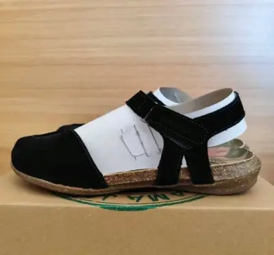 Sandalias negra marca panamá Jack - miniatura 3