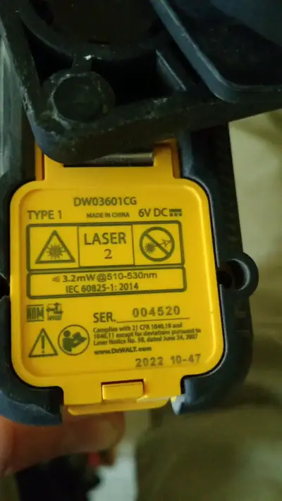 Nivel láser rotativo DeWalt con trípode - miniatura 5
