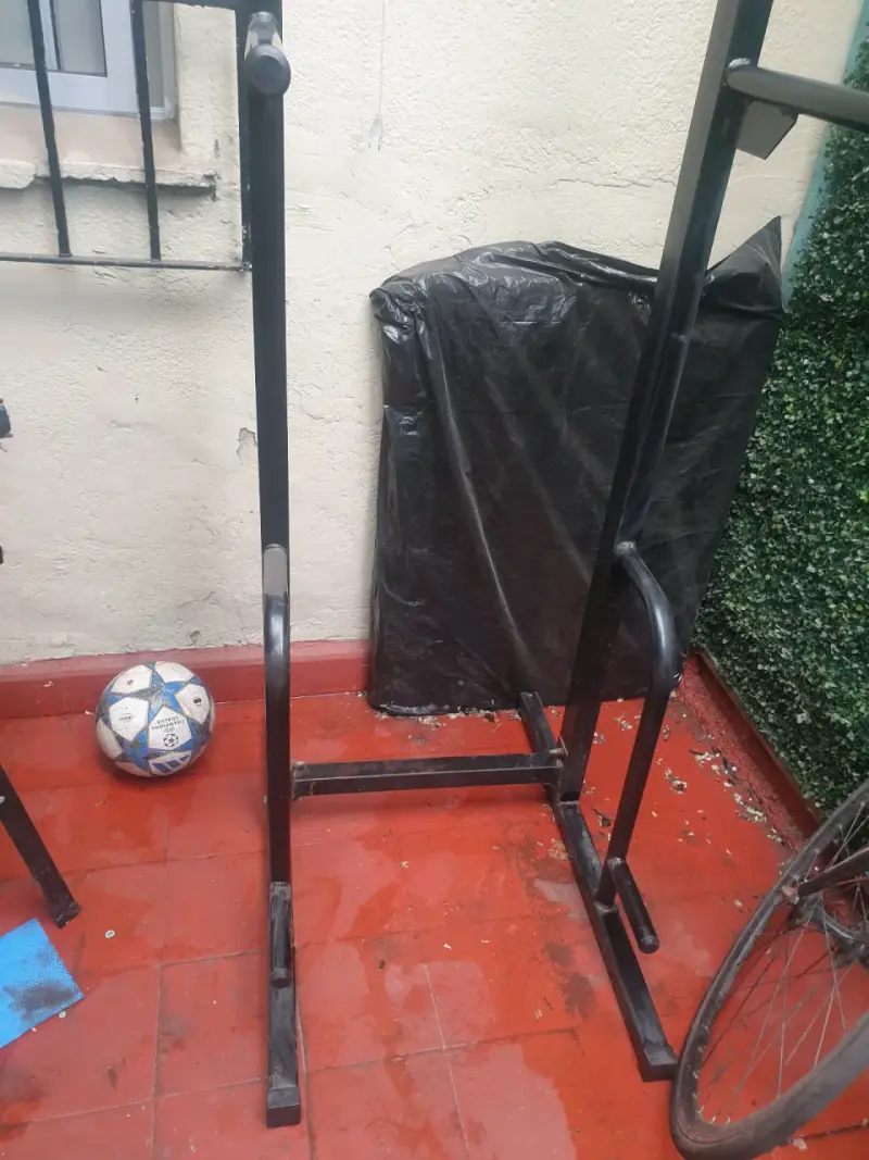 Barra de dominadas multifuncional para ejercicio - 2