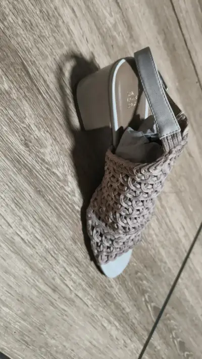 Sandalias de tacón tejido beige para mujer - miniatura 2