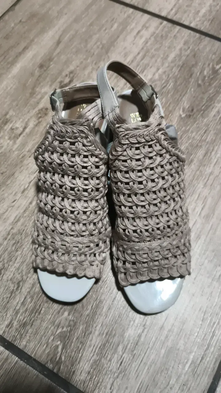 Sandalias de tacón tejido beige para mujer - 3