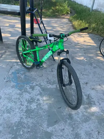 Bicicleta verde Viking Tuff 25 - miniatura 1