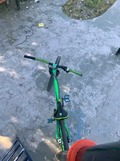 Bicicleta verde Viking Tuff 25 - miniatura 3