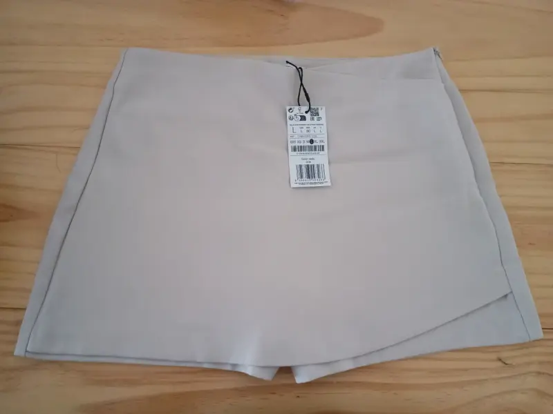 Falda pantalón beige Stradivarius - Talla L