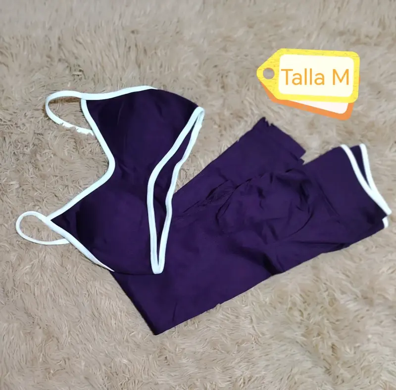 Conjunto de lencería morado talla M