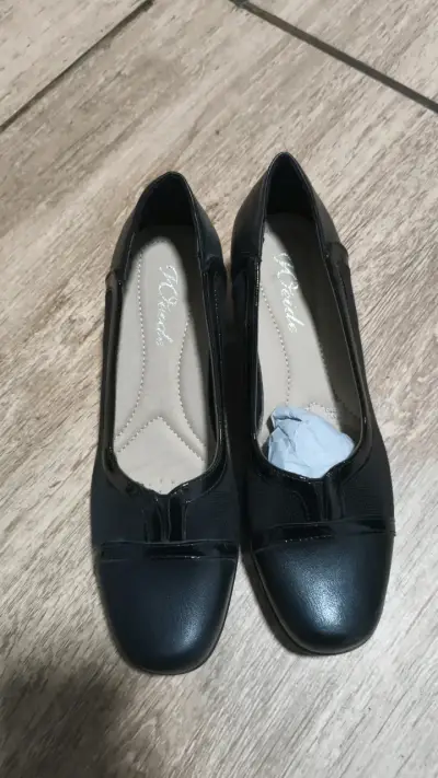 Zapatos planos negros de mujer cómodos - miniatura 1