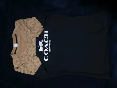 Polera Coach g5 - miniatura 1
