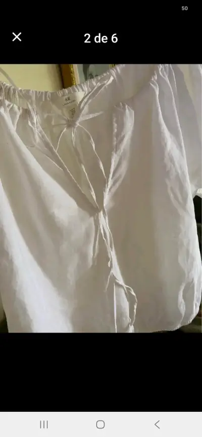 Blusa blanca de lino con mangas abullonadas - miniatura 2