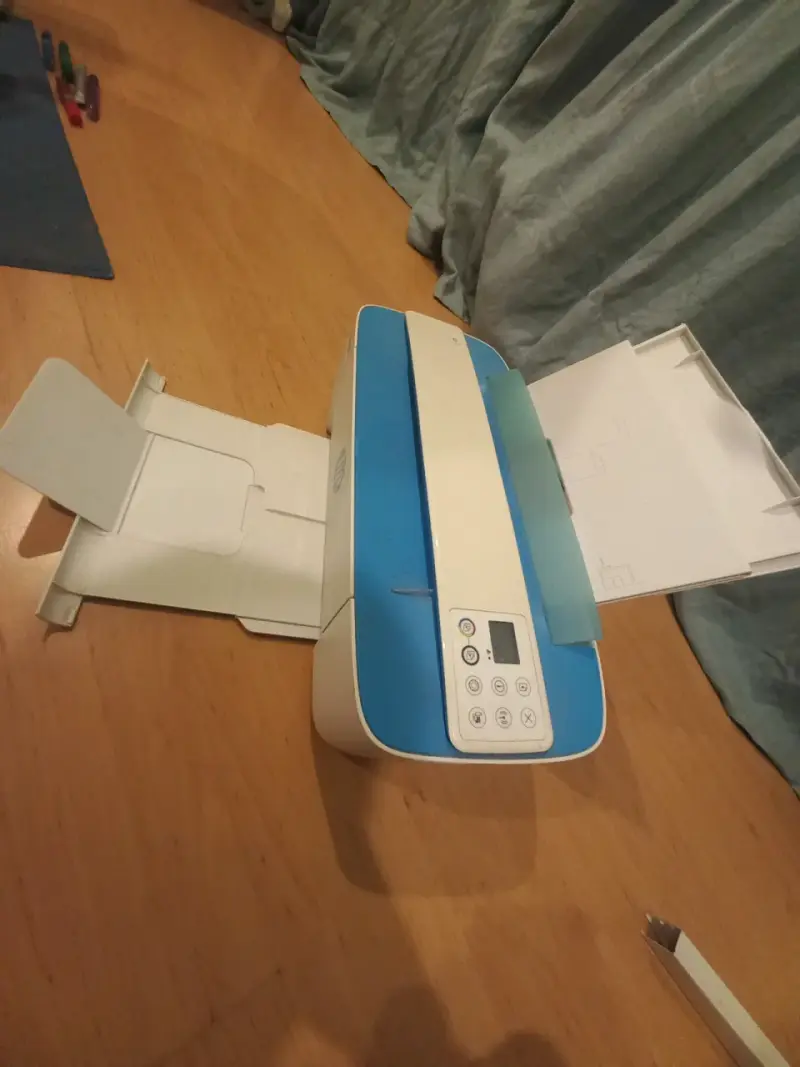Impresora HP DeskJet Ink Advantage 3 - 3