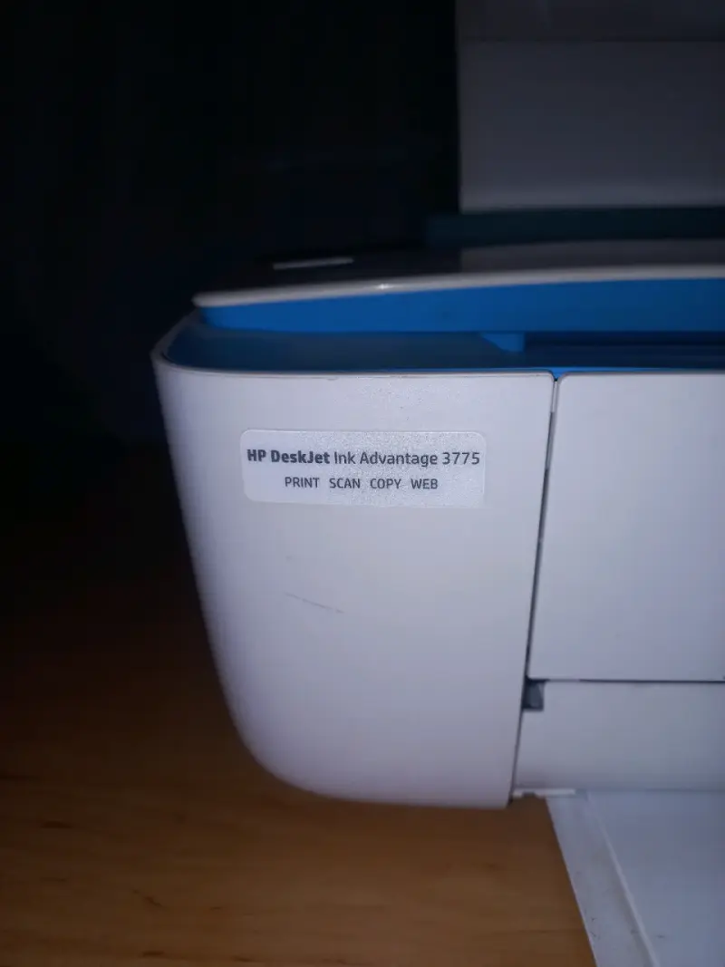 Impresora HP DeskJet Ink Advantage 3 - 4