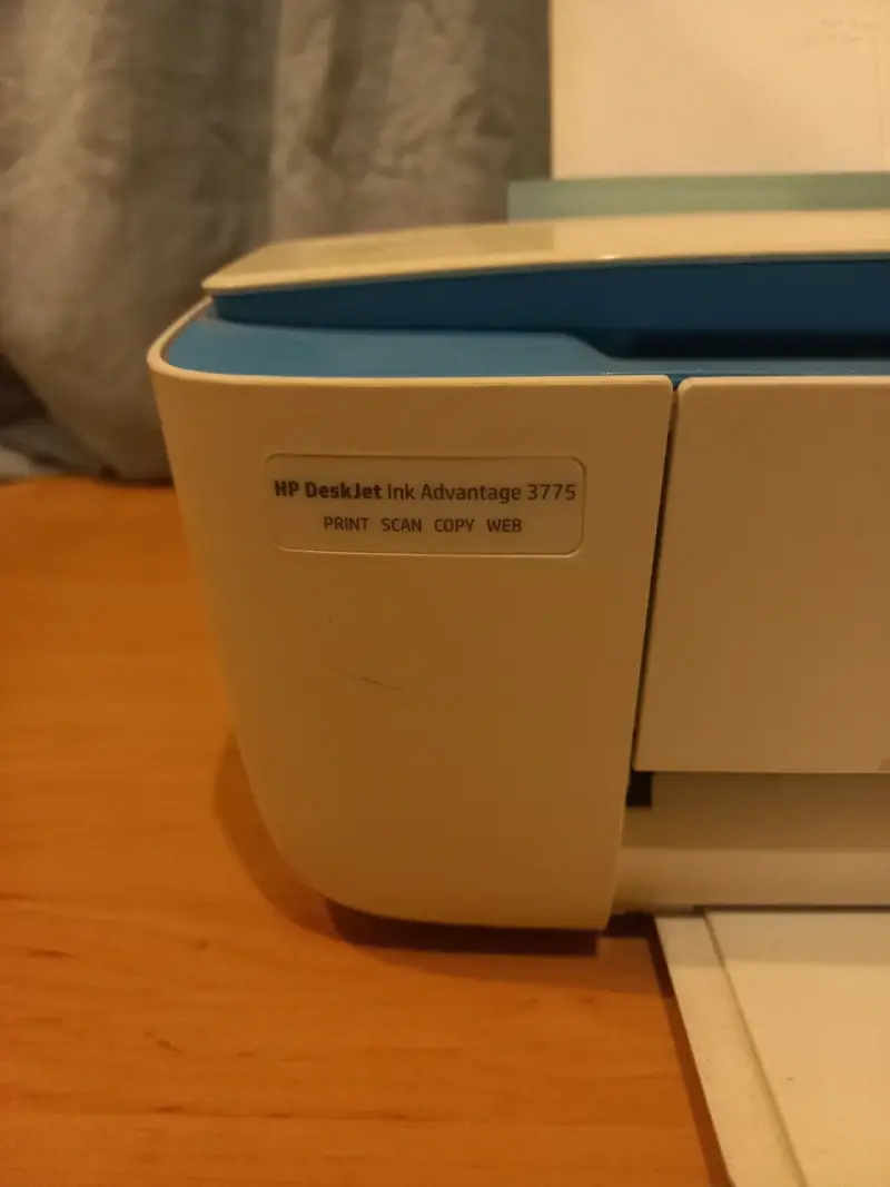 Impresora HP DeskJet Ink Advantage 3 - 5