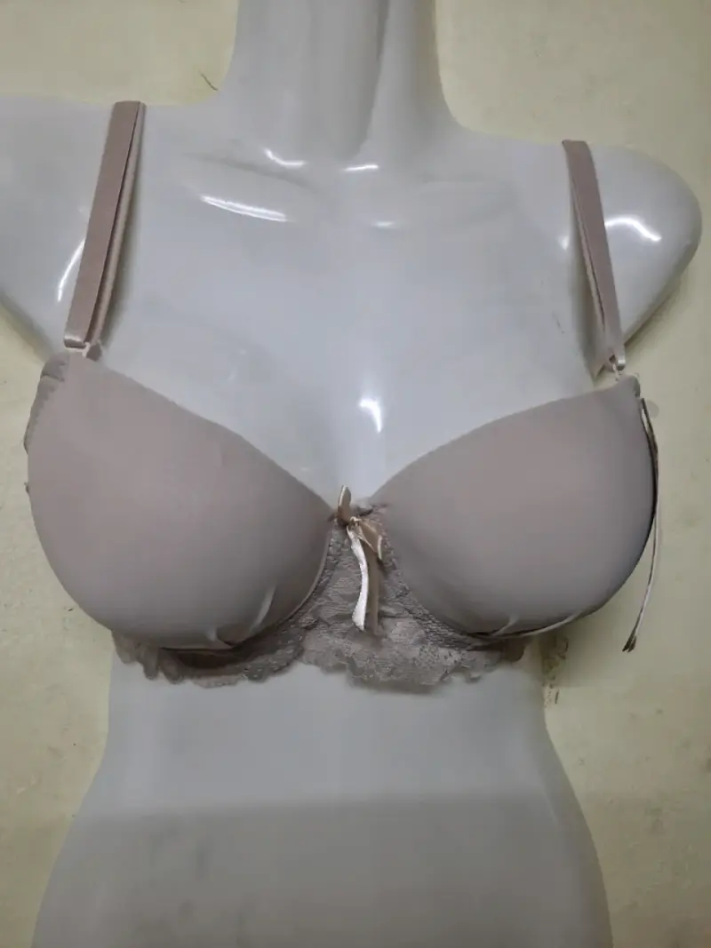 Conjunto de sostenes en varios colores con encaje - 5