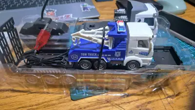 Camión de Juguete radio control con Remolque - miniatura 4