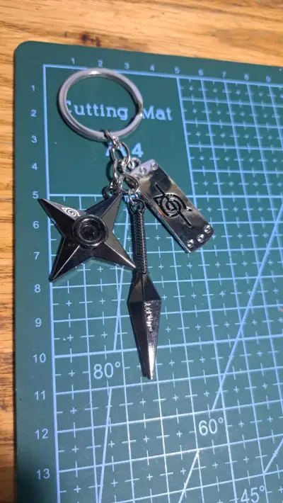 Llavero Naruto con Shuriken y Kunai - miniatura 2