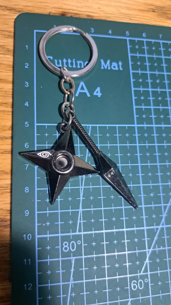 Llavero Naruto con Shuriken y Kunai - 3