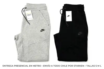 Pantalones deportivos Nike con bolsillos y logo bordado - miniatura 2