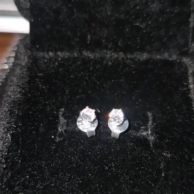 Aros de plata con circonitas brillantes - 1