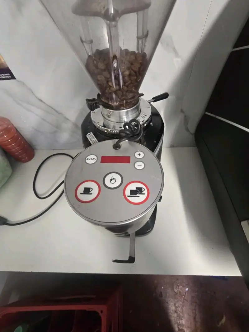 Molino de café eléctrico profesional - 2