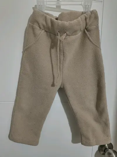 Conjunto de invierno para bebé a rayas rosado y beige - miniatura 2