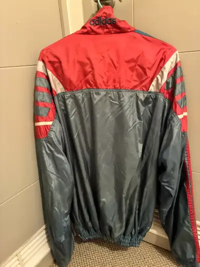 Chaqueta deportiva vintage Adidas roja y gris - miniatura 4