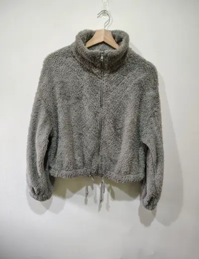 Polerón de felpa gris Shein con cierre - miniatura 1