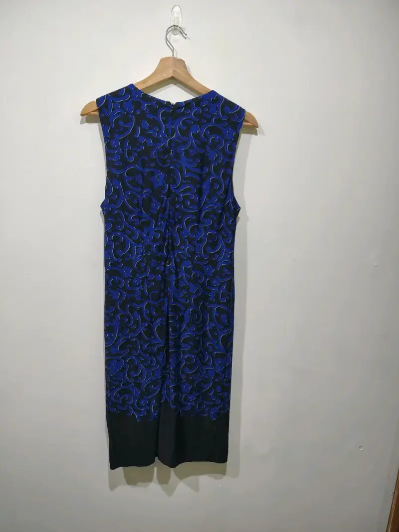 Vestido sin mangas azul con estampado Just Taylor - 2