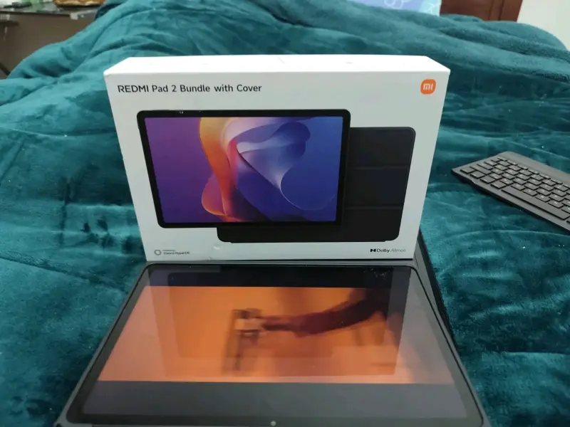 Tablet Xiaomi Redmi Pad 2 con teclado y funda - 4