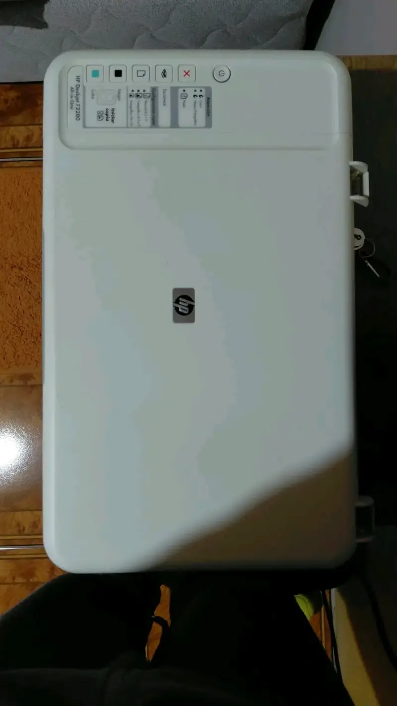 Impresora multifuncional HP Deskjet F2050 usada - 3