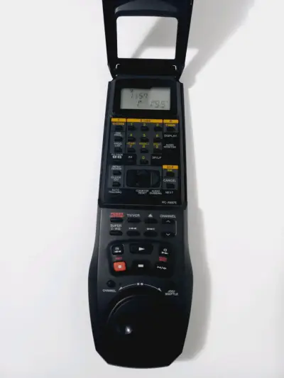 Control remoto infrarrojo Akai G-Code para TV/VCR - miniatura 2