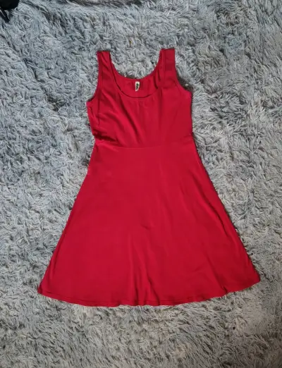 Vestido rojo sin mangas para mujer - miniatura 1