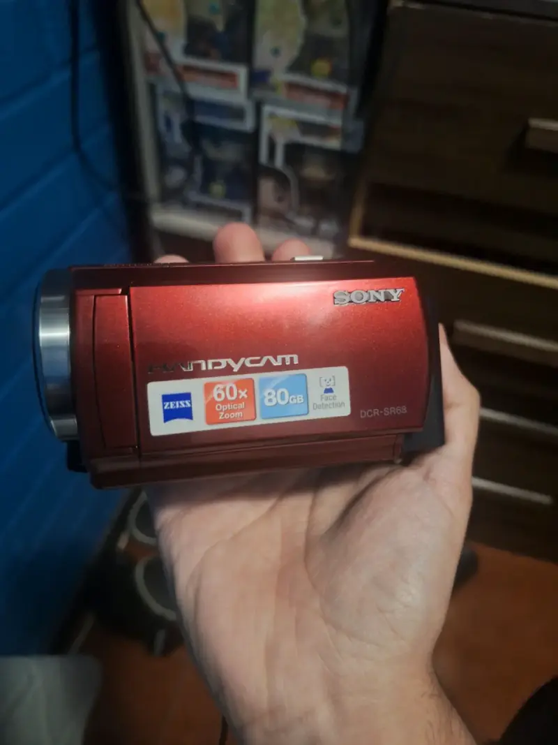 Videocámara Sony Handycam DCR-SR68 roja - 4