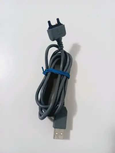 Auriculares Sony Ericsson HPM-62 con cable USB - miniatura 5