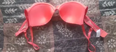 Sostén coral con diseño floral FSP Lingerie - miniatura 2
