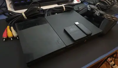 PLAYSTATION 2 + MEMORY CARD 16 MB + PENDRIVE 64GB - miniatura 1